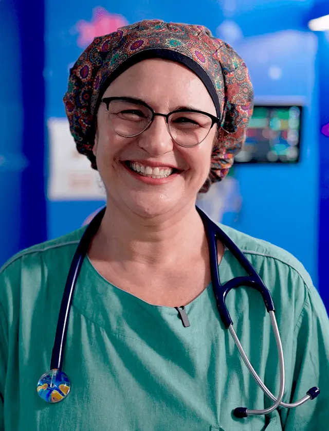 Débora Oliveira Cumino