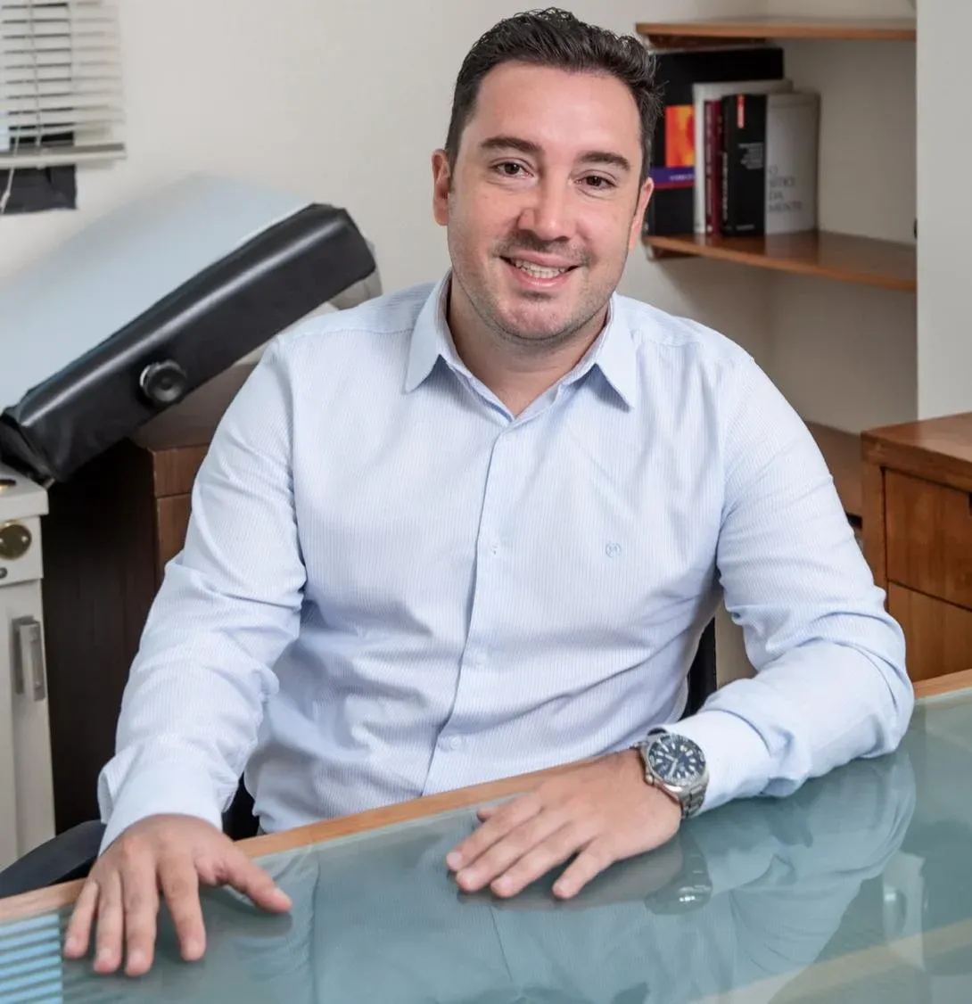 Dr. Rodrigo Reis