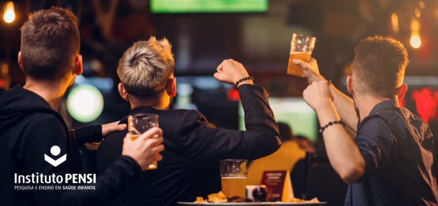 Filmes podem influenciar jovens no consumo de bebidas alcoólicas