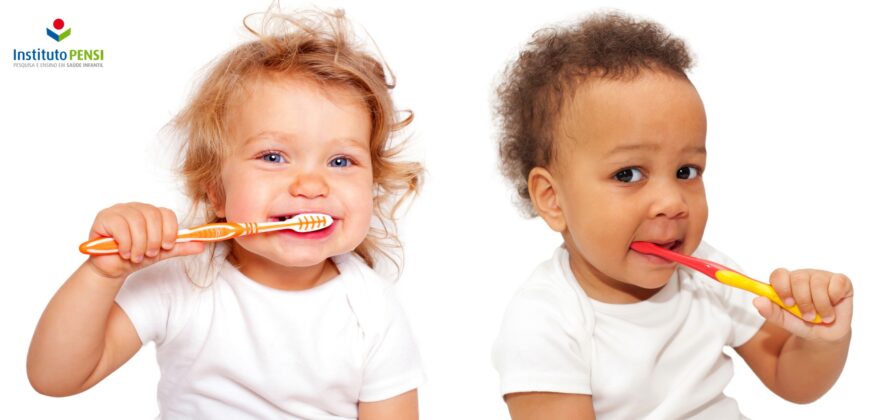 Creme dental com flúor ou sem flúor para crianças?