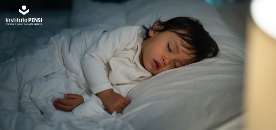 Seu filho não dorme? Existe luz no fim da cama