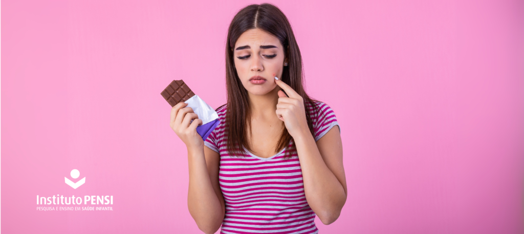 Acne e alimentação: qual a verdadeira correlação?
